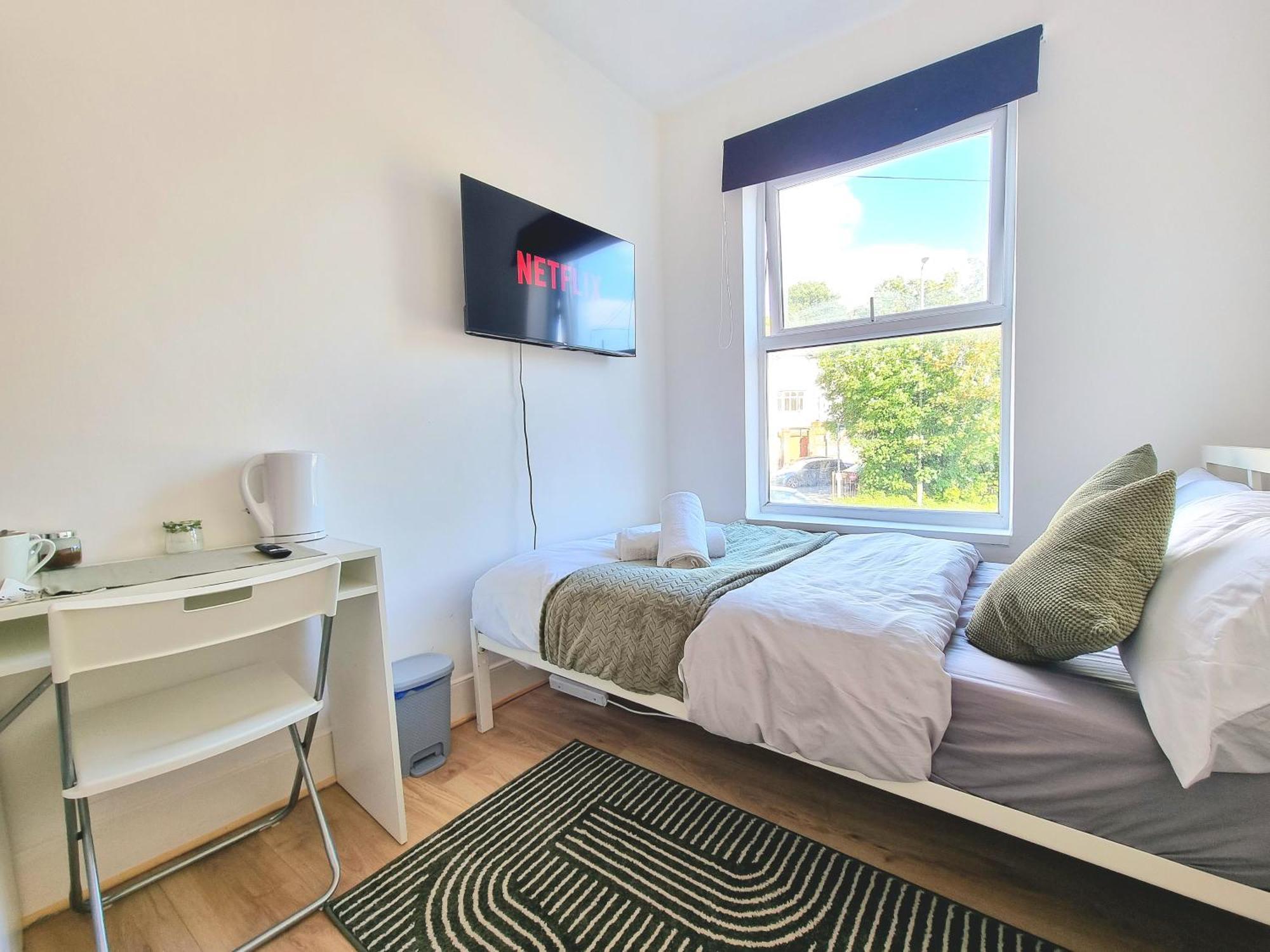 Easy Rooms, London Luton Airport -24 Hour Check-In Zewnętrze zdjęcie